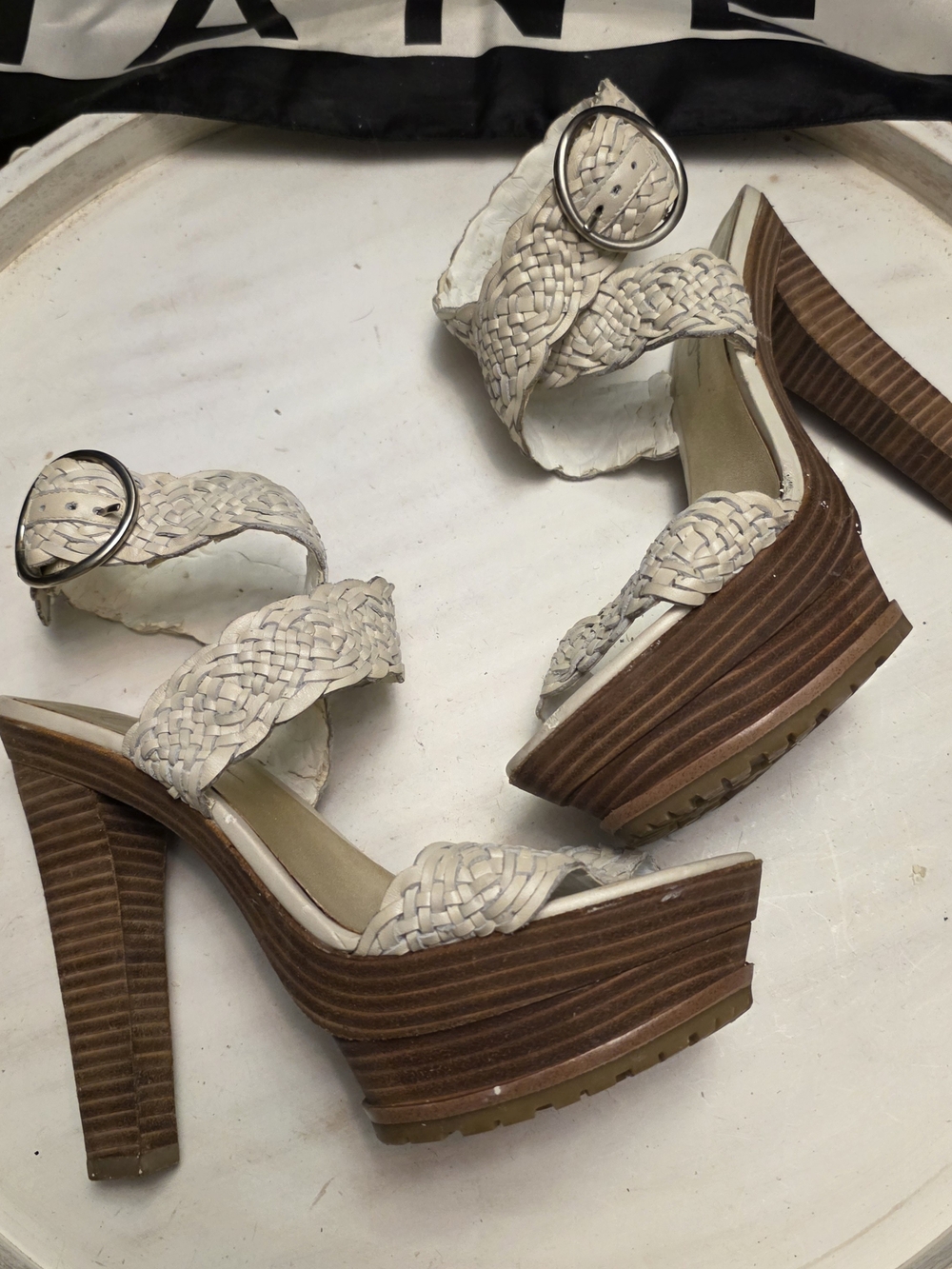 Jessica Simpson Braided Platform Sandals -White. Size 7.5
